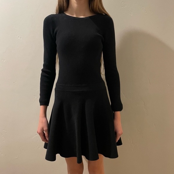 GAP Black Twirl Dress - Picture 13 of 14